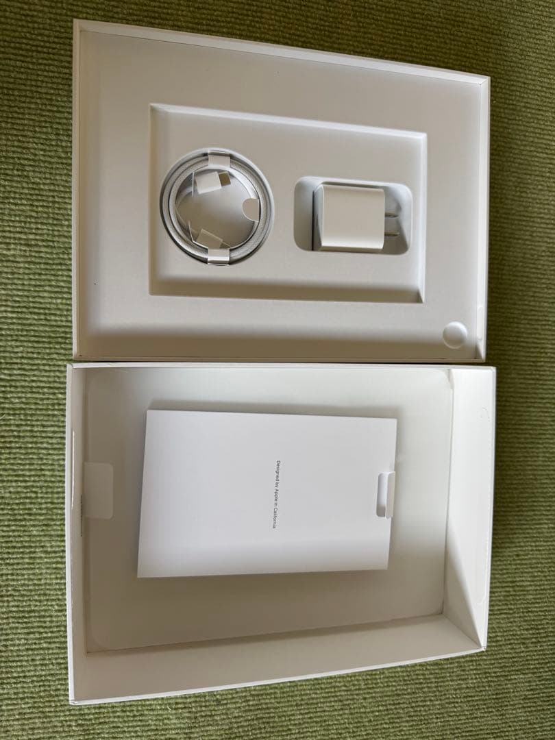 Apple iPad 第11世代　128GB wifiモデル　イエロー