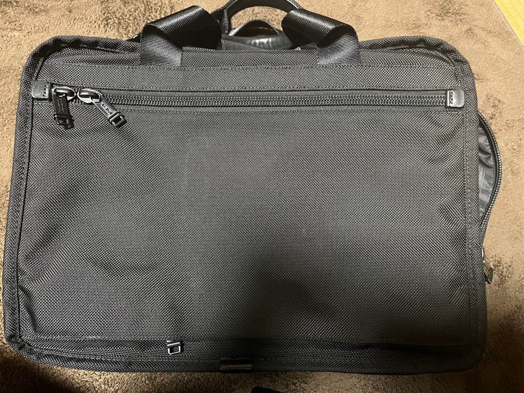 TUMI ビジネスバッグ　ショルダーバッグ　ブラック