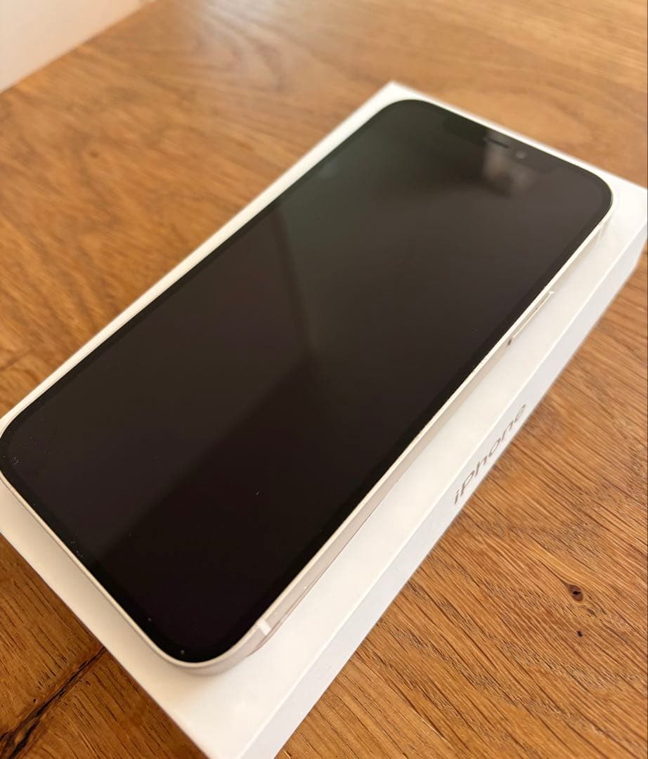 Apple iPhone 12 ホワイト SIMフリー　128GB