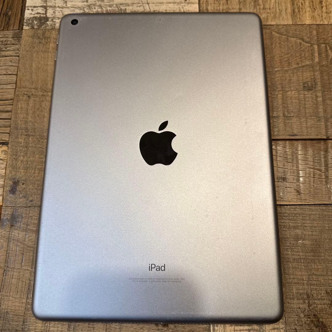 iPad 第5世代 Wi-Fiモデル　128GB