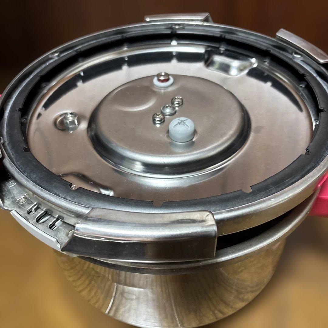 Tefal 圧力鍋 clipso ４.5リットル　未使用