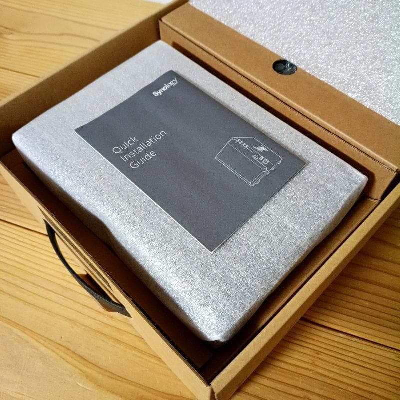 Synology DS218+ メモリ計6GB WD Red HDD 計12TB