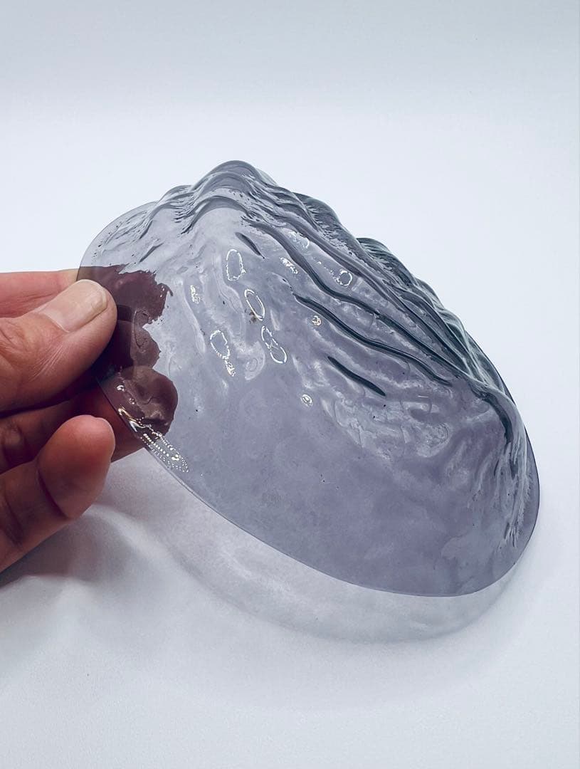 江戸ガラス　型吹きガラスあわび型皿　紫　ギヤマン　びいどろ　アンティーク和ガラス