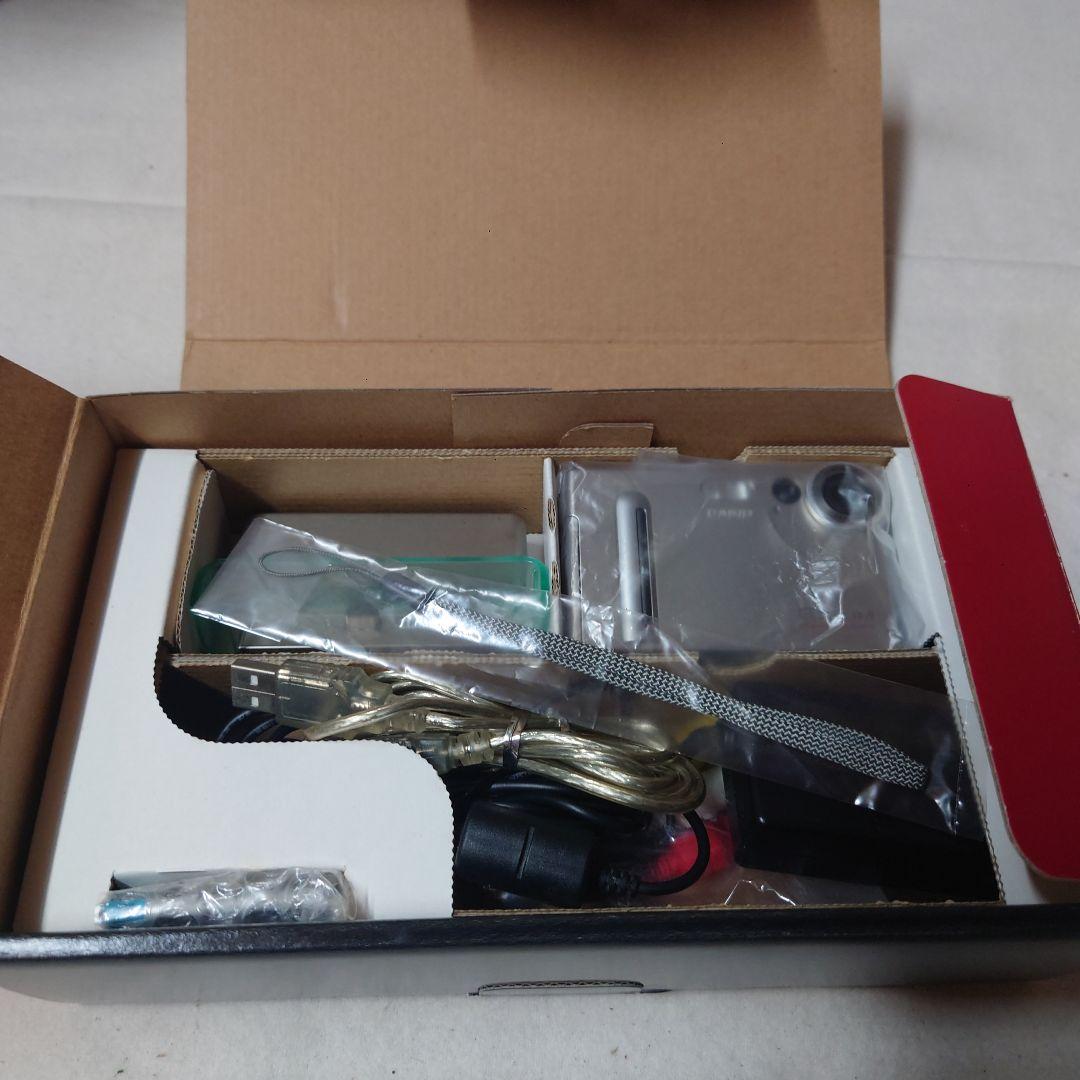 CASIO EX-S2 デジタルカメラ 2.0メガピクセル・箱付き