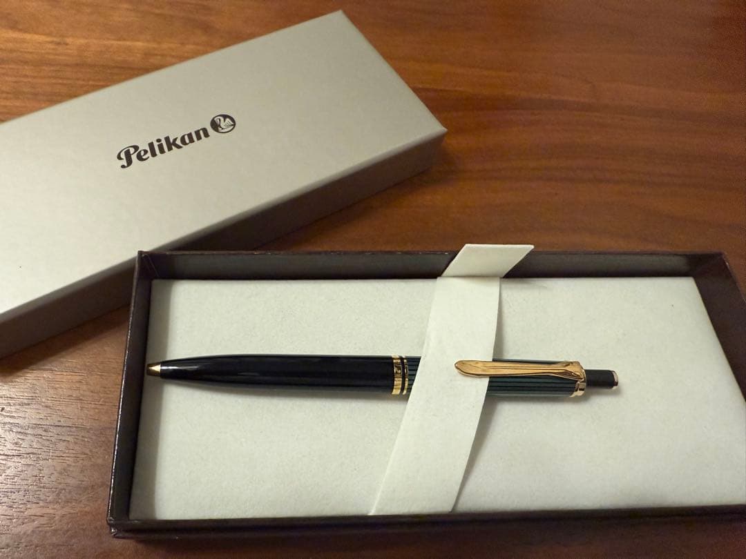 【新品未使用】ペリカン PELIKAN スーベレーン K400 ボールペン 緑