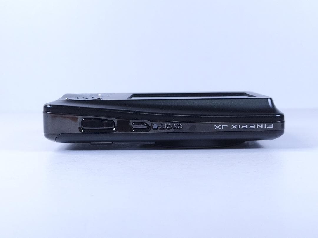 美品 FUJIFILM FinePix JX700 ブラック