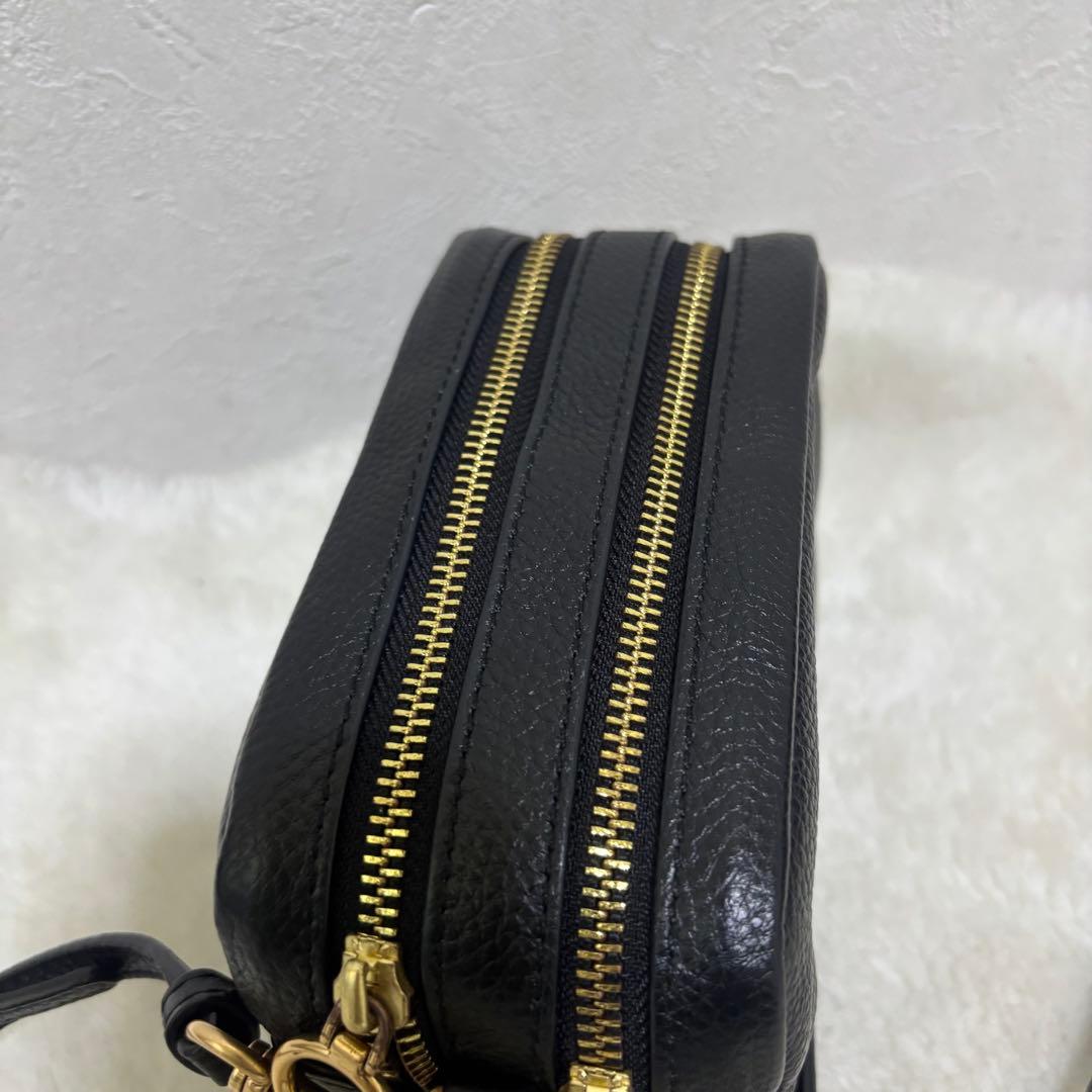 【未使用級】Tory Burch ブラック レザーショルダーバッグ カメラ 2層