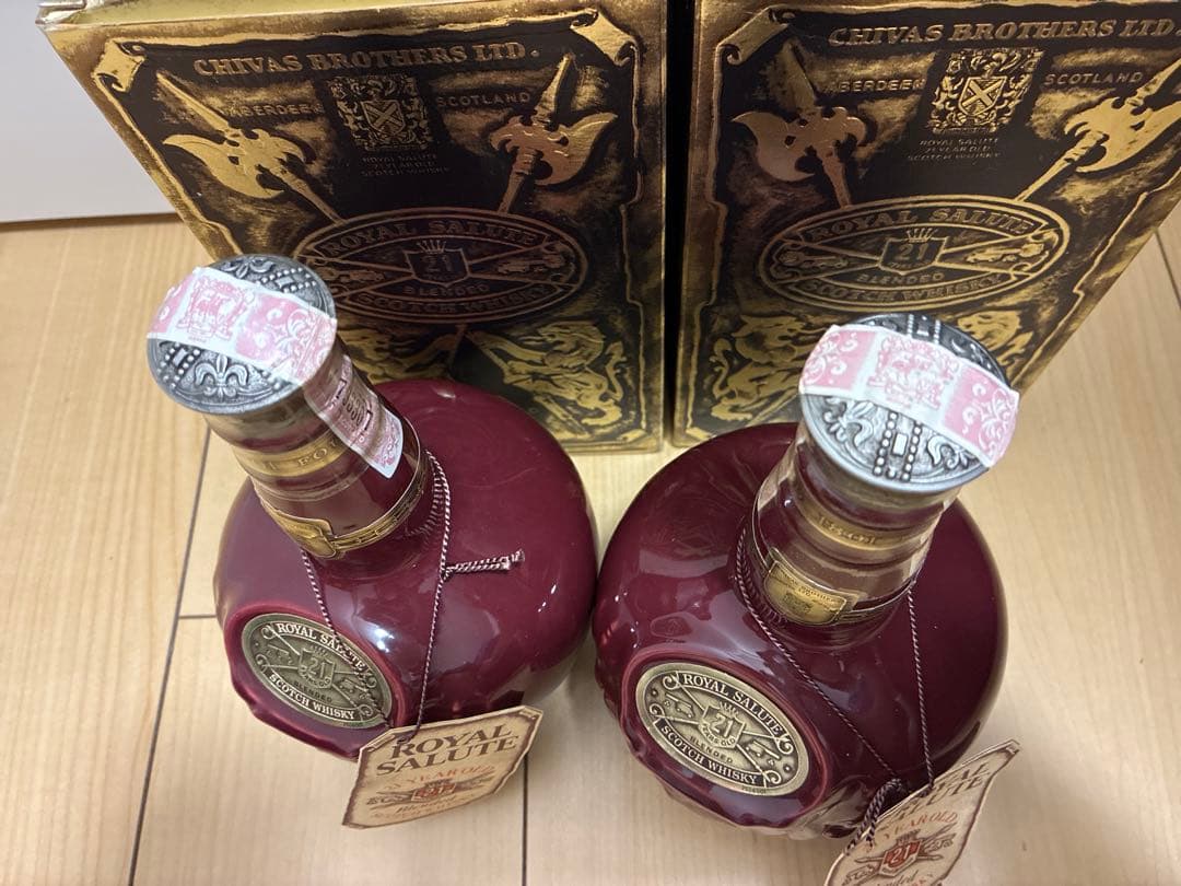 みかみ　　ロイヤルサルート 21年 赤陶器 箱・袋付き ２本
