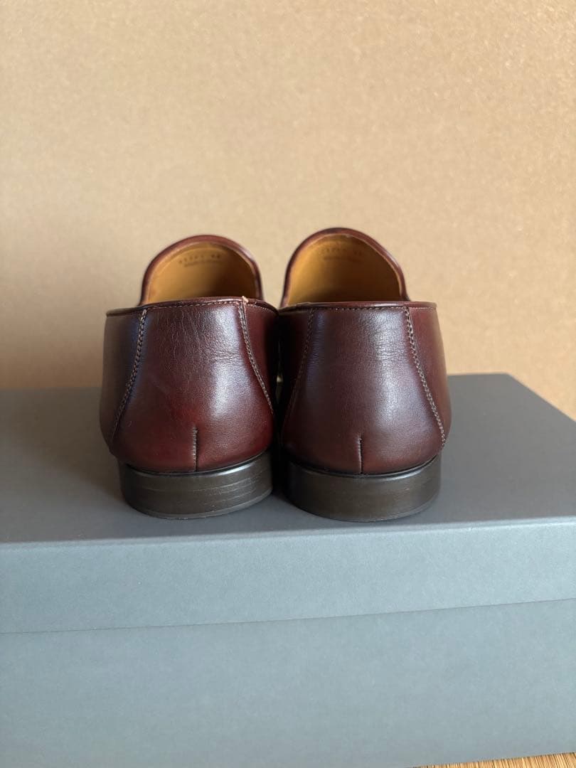 MAGNANNI ローファー