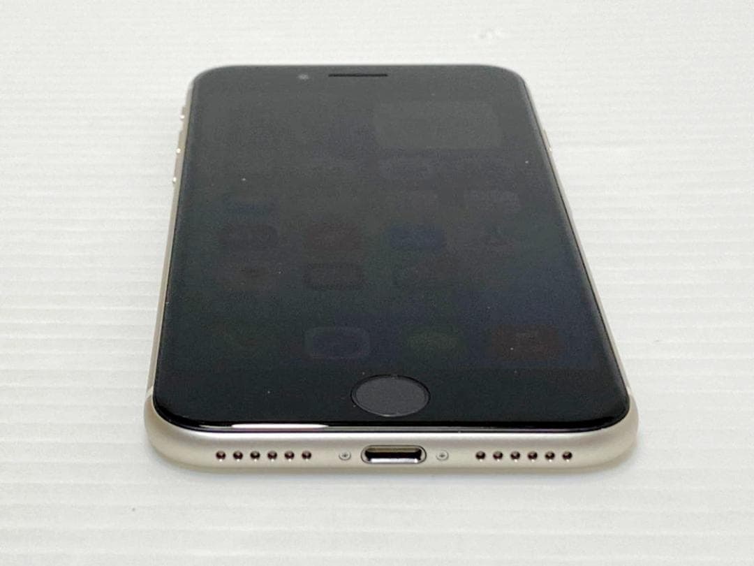 バッテリ100％ iPhone SE3 64GB MMYD3J/A スターライト