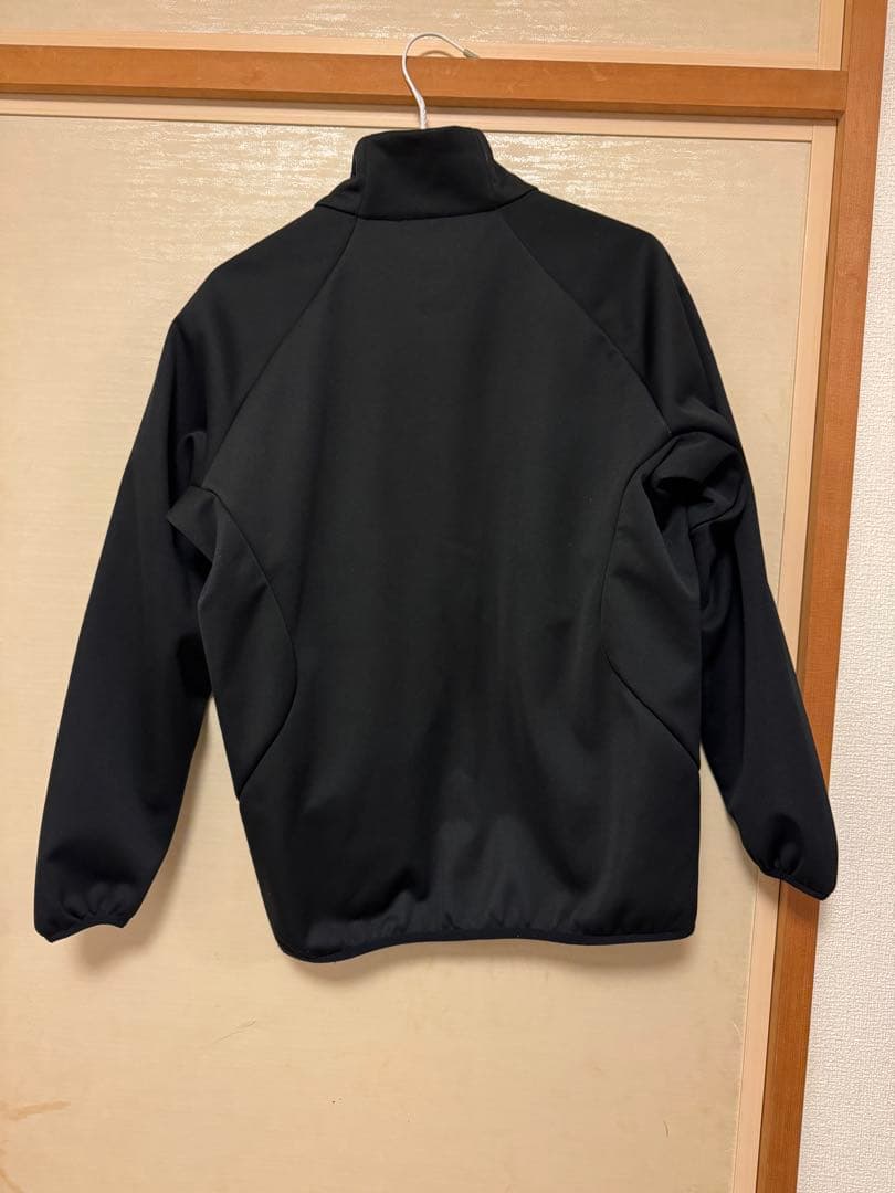 デサント　ミドルレイヤー　160 (値引き交渉可能)