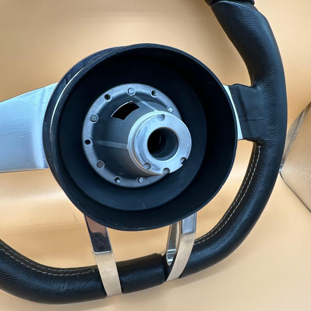 希少　ISOTTA ステアリングホイール 本体