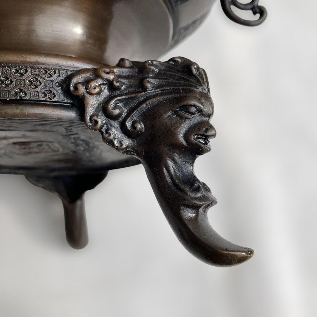 (432)珍しいレトロな金属製花生け道具のウスバタ、