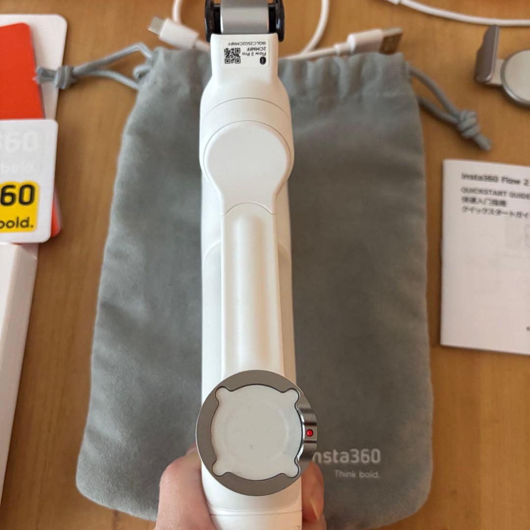 【ほぼ未使用】Insta360 Flow2 Pro クリエイターキット ホワイト