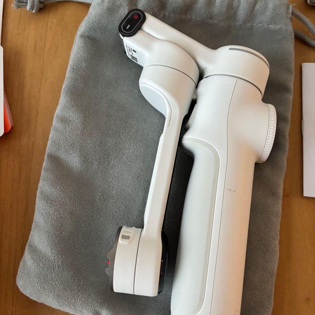 【ほぼ未使用】Insta360 Flow2 Pro クリエイターキット ホワイト