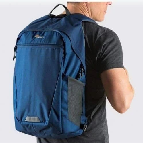 Lowepro カメラリュック フォトハッチバックBP 150AWⅡ　ネイビー
