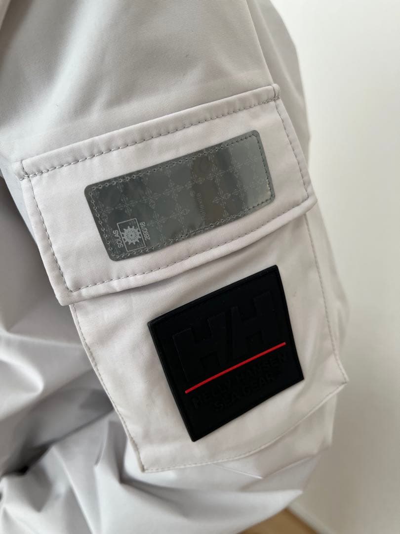 Helly Hansen フード付きジャケット