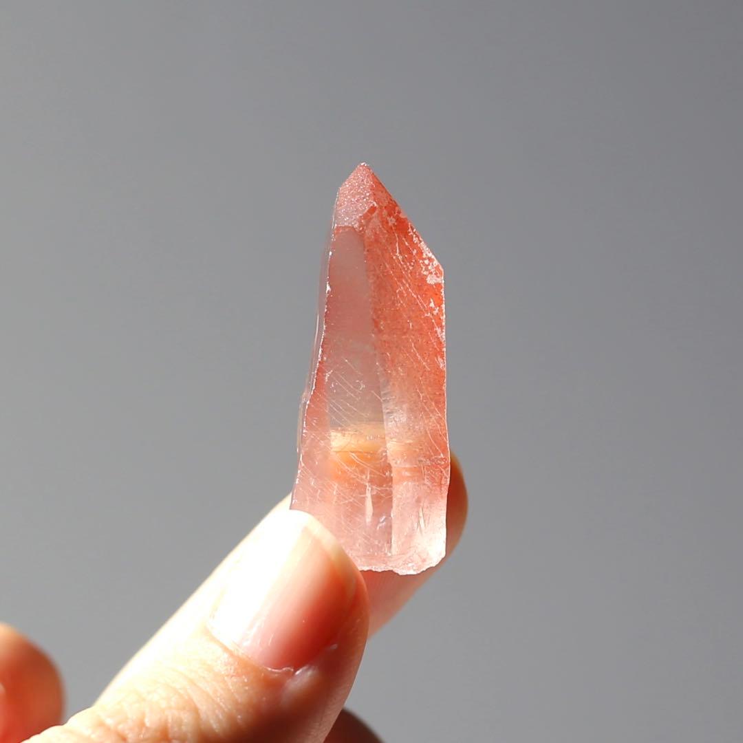 ディープピンクレムリアンシード 天然石 水晶 鉱物 一点物 クォーツ クリスタル