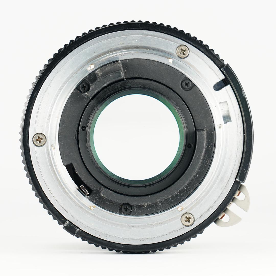 【寄れる大口径】Nikon Ai-s Nikkor 28mm F2 919