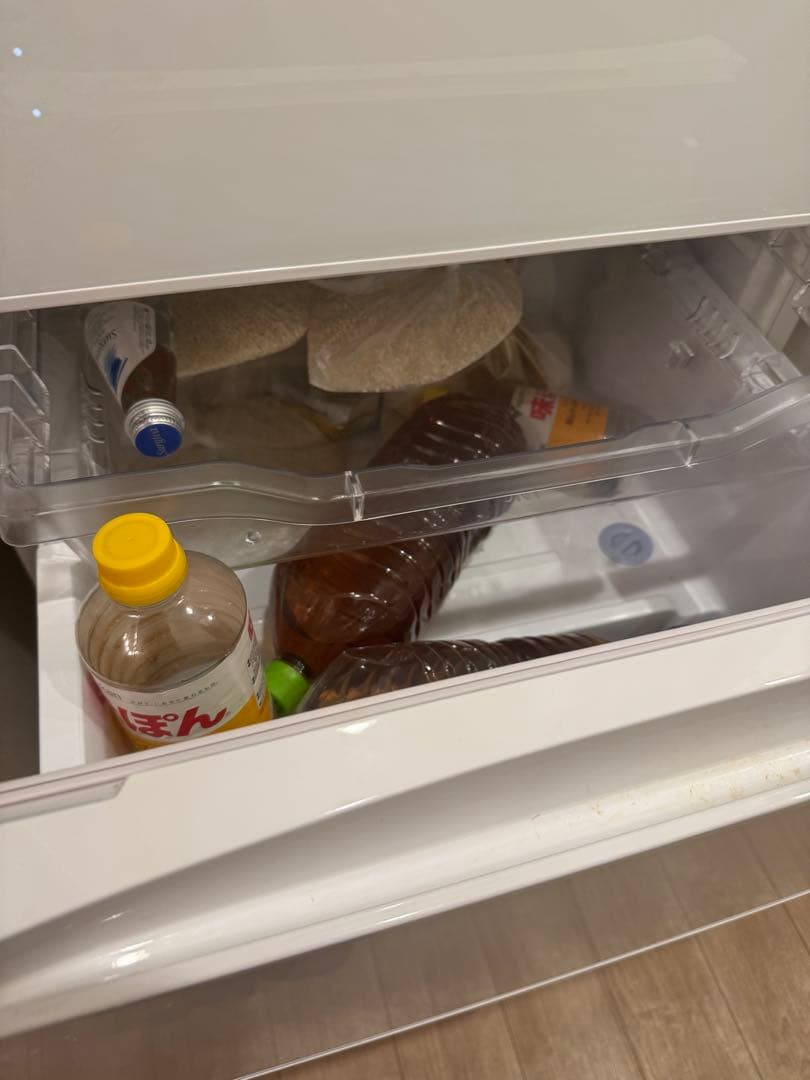 東芝　411L 冷蔵庫 右開き 強化ガラス棚