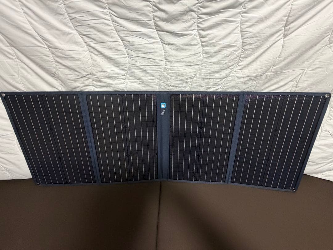 Anker PowerSolar 100W ソーラーパネル　マジック跡有