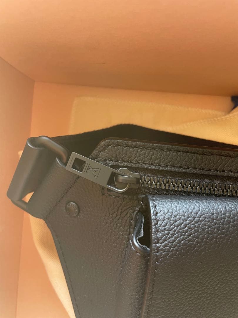 ルイヴィトン　テイクオフスリング　アエログラム　M57081 ショルダー