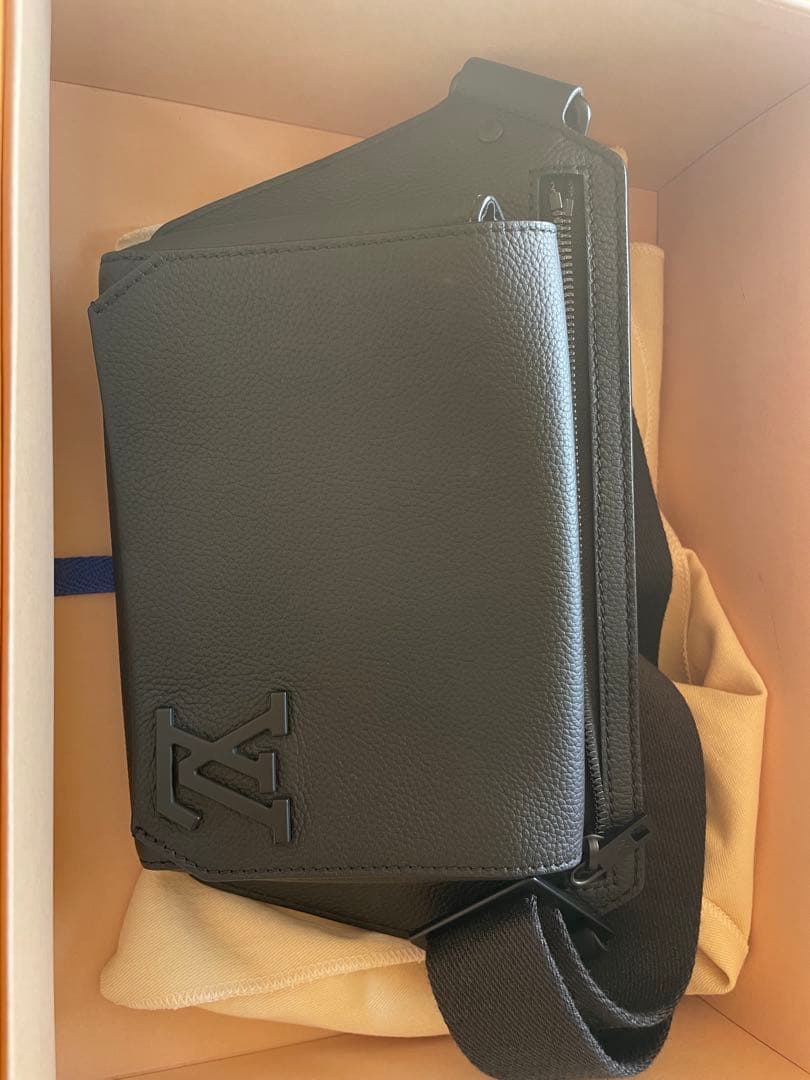 ルイヴィトン　テイクオフスリング　アエログラム　M57081 ショルダー