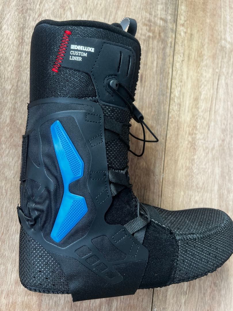 25-26 DEELUXE AREthRIN CTFインナー　ブーツ