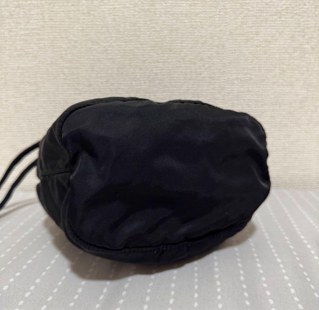 PRADA ブラック ドローストリングバッグ 巾着