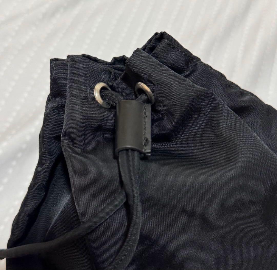 PRADA ブラック ドローストリングバッグ 巾着