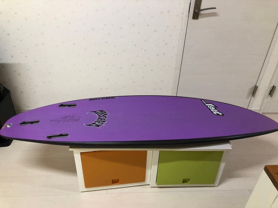 新品に近い超美品LOST Surfboards 　STUB D3.0
