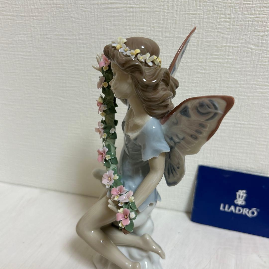 リヤドロLLADRO 「妖精と花飾り」　新品！