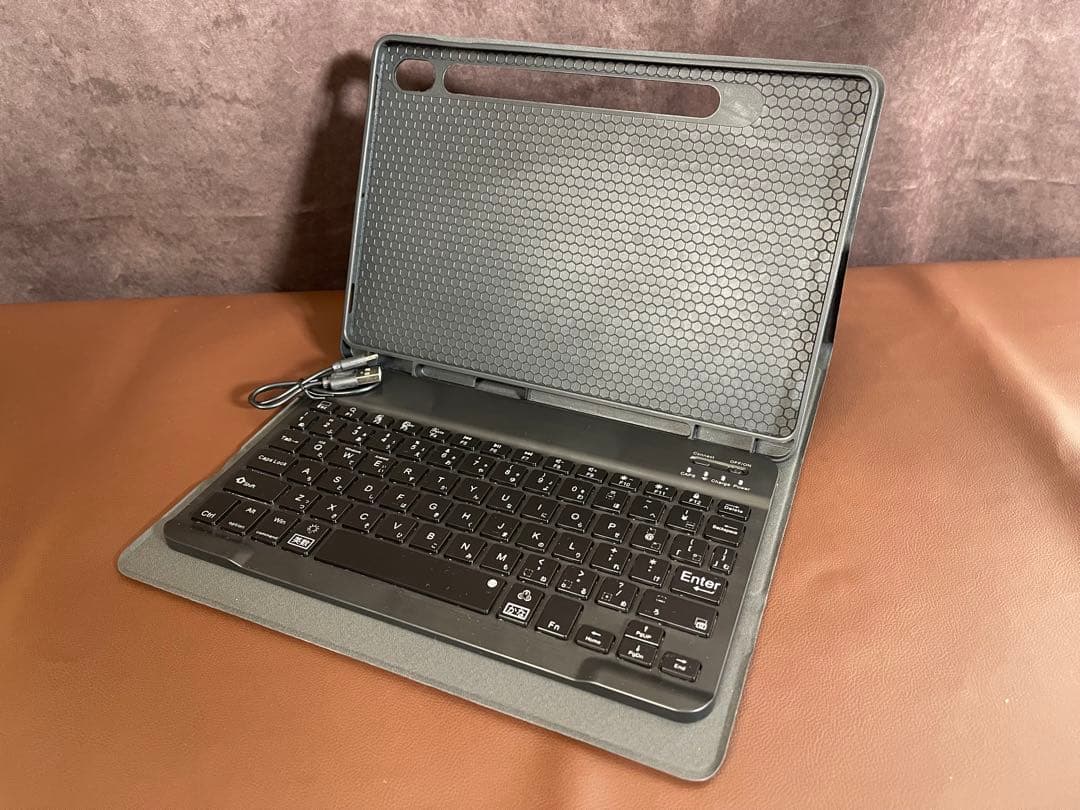 【美品】Galaxy Tab S10Lite +キーボードカバー、フィルム