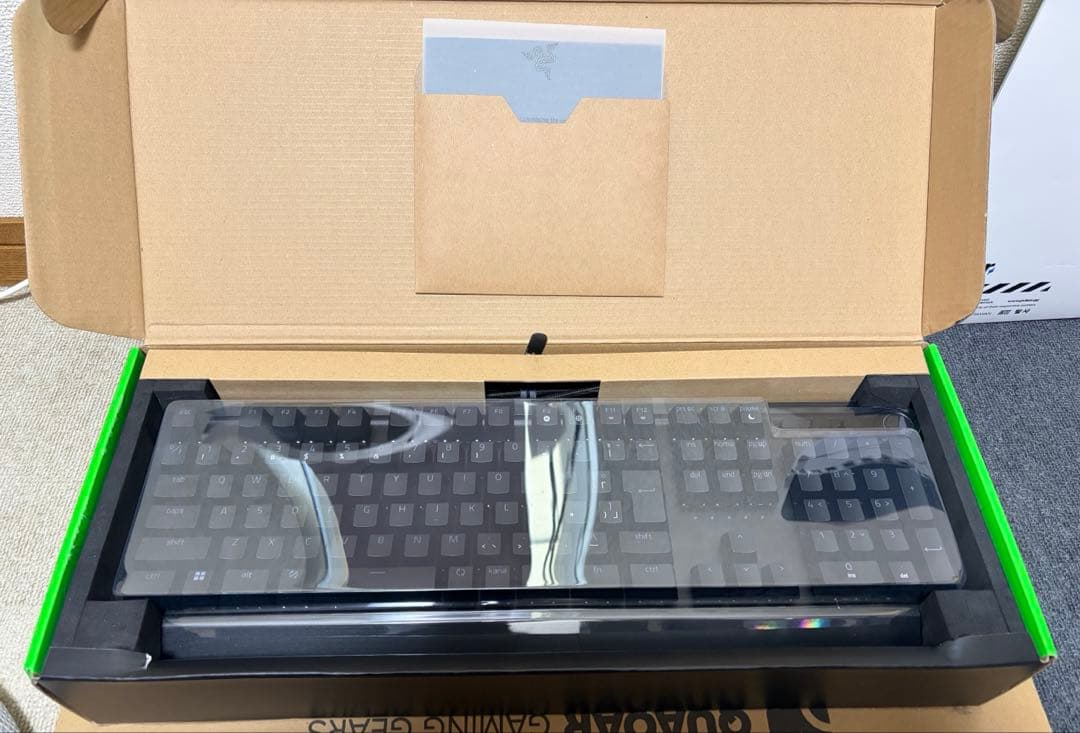 Razer BLACKWIDOW V3 PRO 黄色