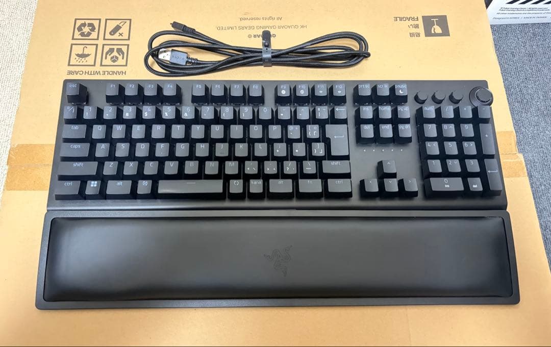Razer BLACKWIDOW V3 PRO 黄色