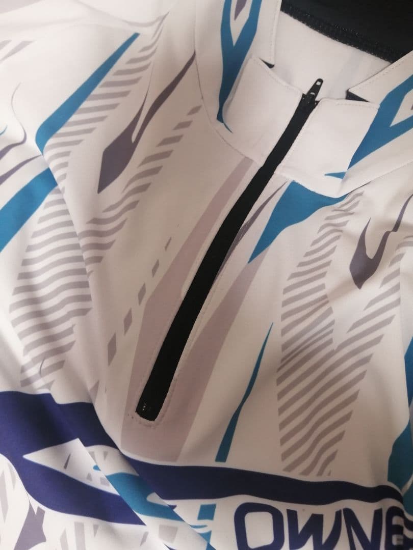 OWNER ハーフジップ　長袖ウェア　シャツ　鮎　渓流　白