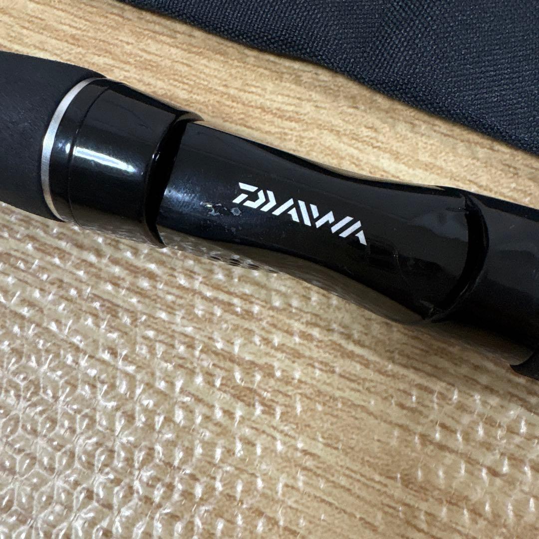 ダイワ ブラックレーベル(バーサタイル) 6011LMLXS-ST