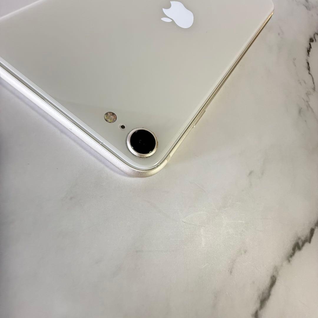 ★新品バッテリー100% iPhone SE 第3世代 128GB SIMフリー