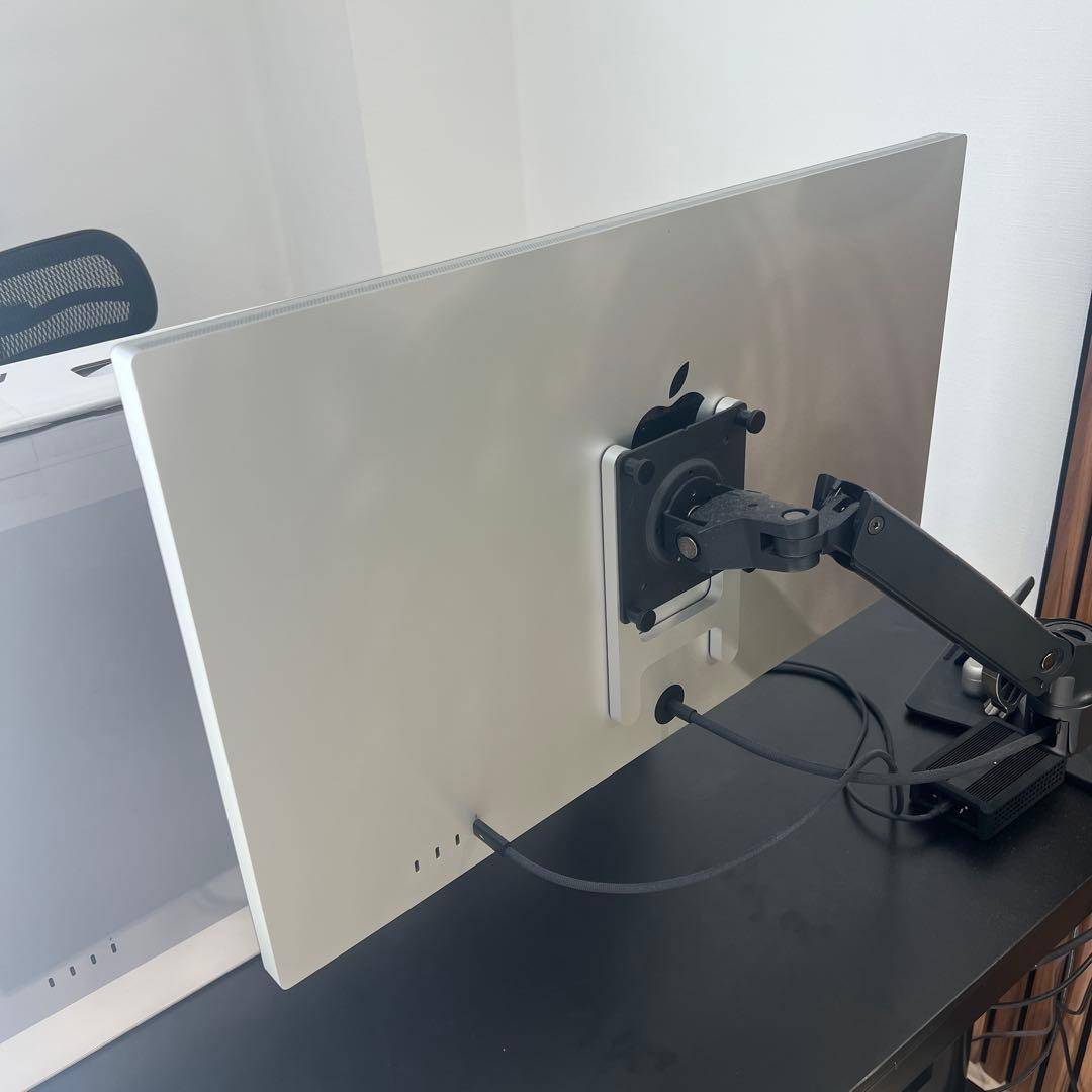 Apple Studio Display 標準ガラス　VESAマウント