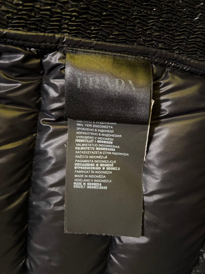 【Junya】　PRADA ダウンジャケット サイズ46 グースライダース