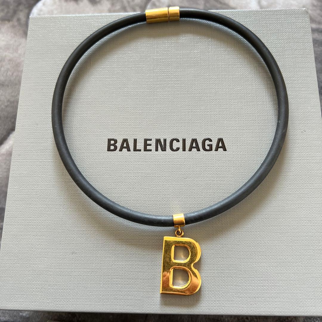 バレンシアガ BALENCIAGA チョーカー ネックレス ゴールド 黒
