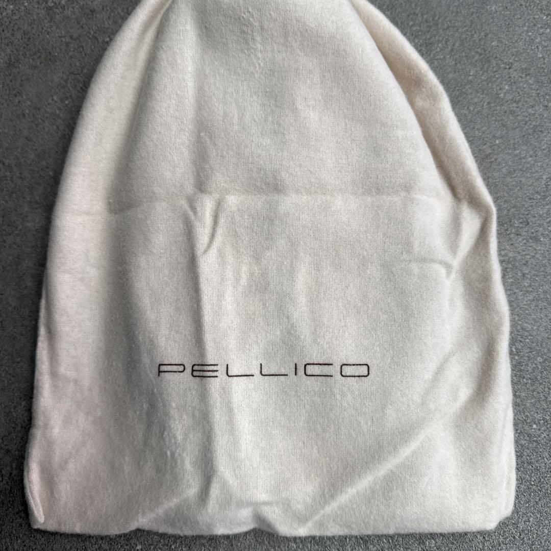 PELLICO ブラック スクエアトゥフラットシューズ 38