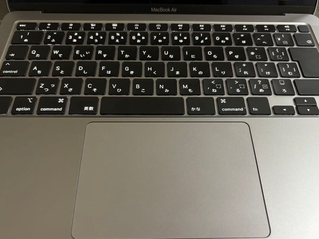 2020年 MacBook Air 13インチ メモリ8GB　美品