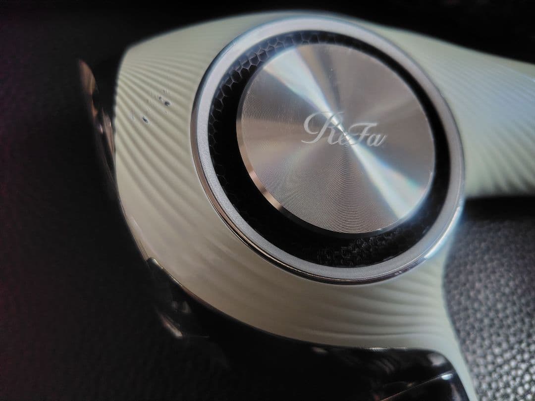 【リファ】ビューテックドライヤープロ ホワイト RE-AJ02A