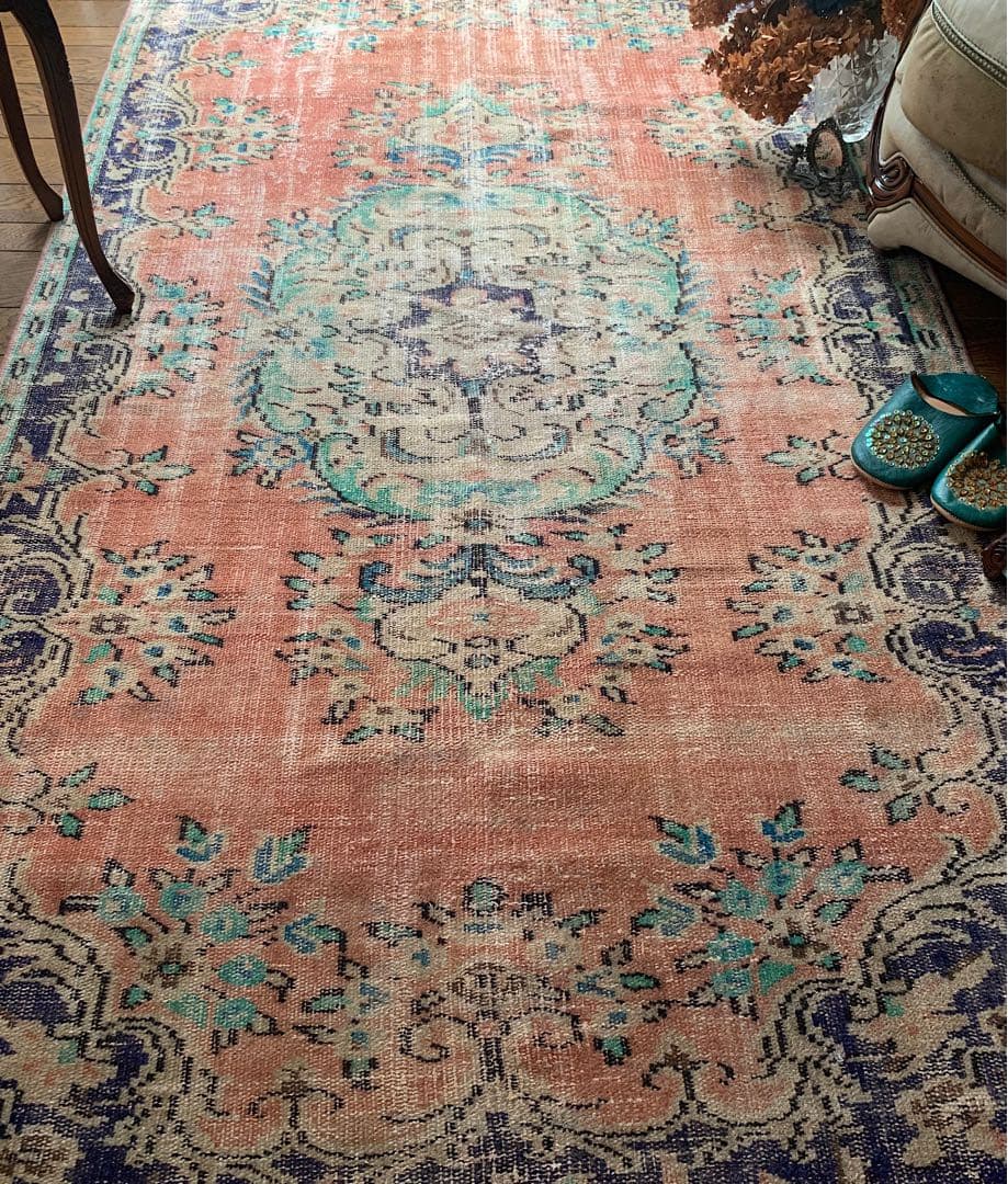 超大判　コーラルピンク244×132 インディゴブルー　トルコヴィンテージラグ