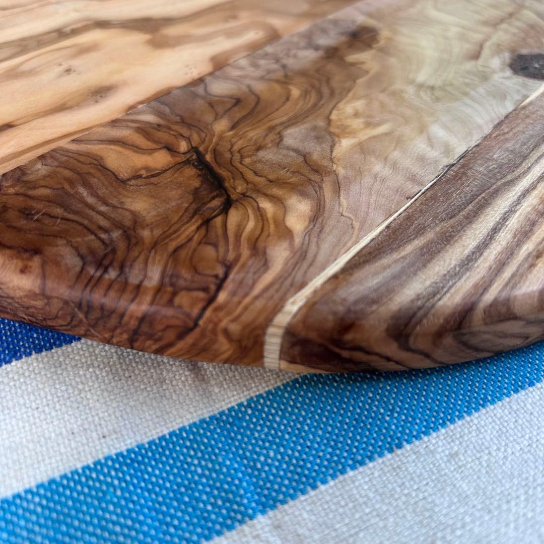 オリーブの木　ピザボード　つぎはぎの人生　約φ32.5cm