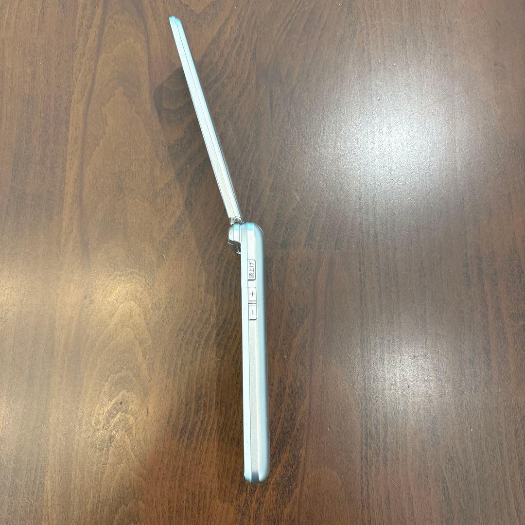 【動作品】かんたんケータイ ライト KYF43 シャンパンゴールド