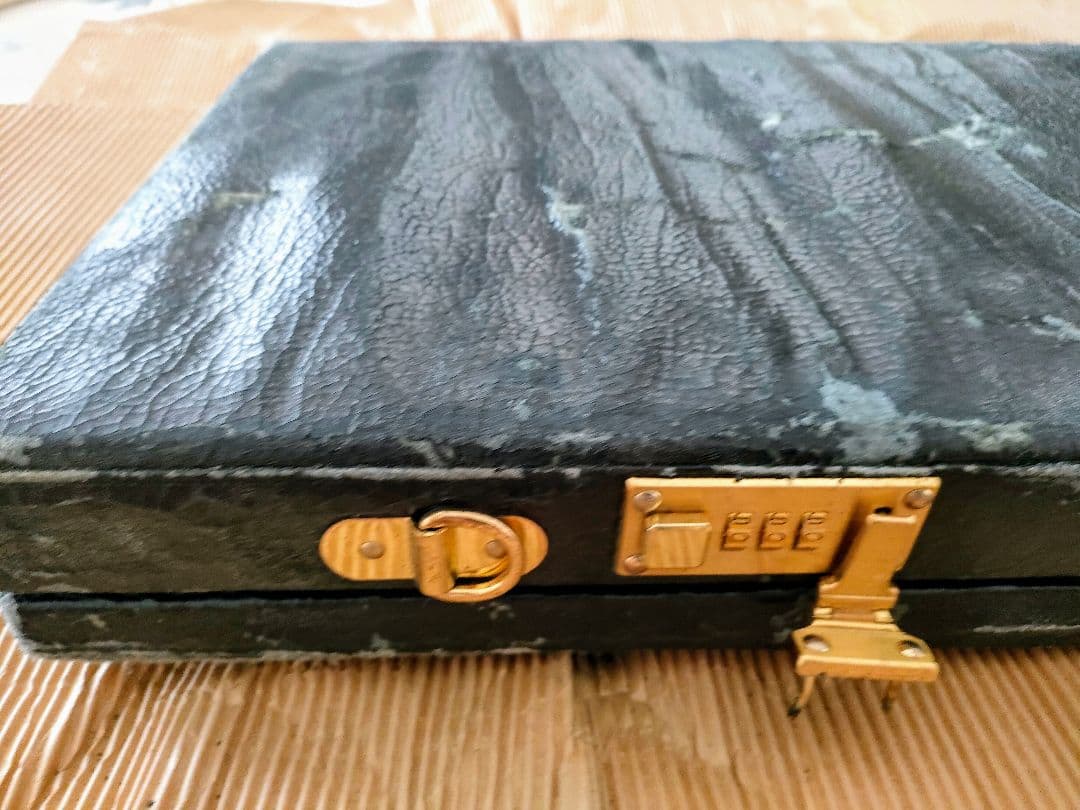 FIFA W杯 フランス1998 (限定品)オフィシャル腕時計セット（32本）