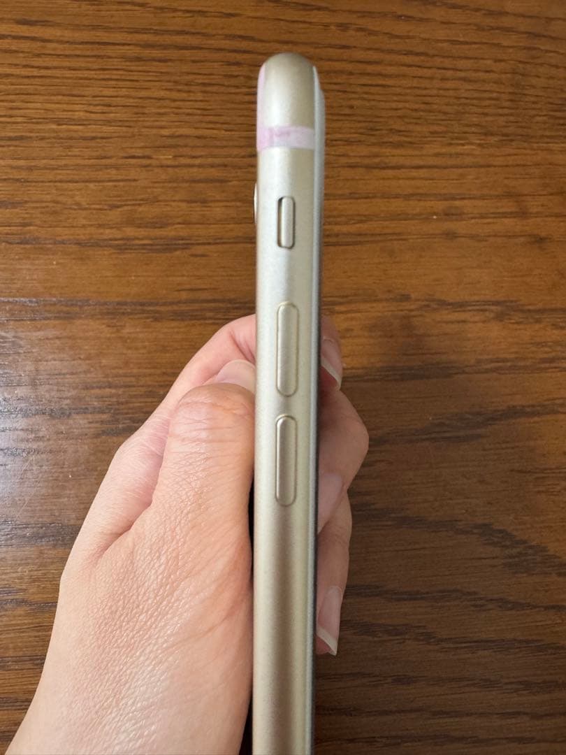 Apple iPhone 7 Plus ゴールド　128GB