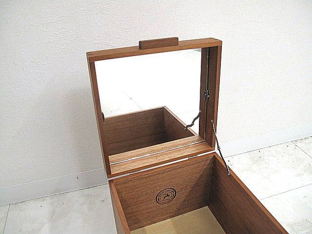 展示品　倉敷意匠 メイクボックス 　　鏡付き 化粧箱 小物入れ コスメボックス